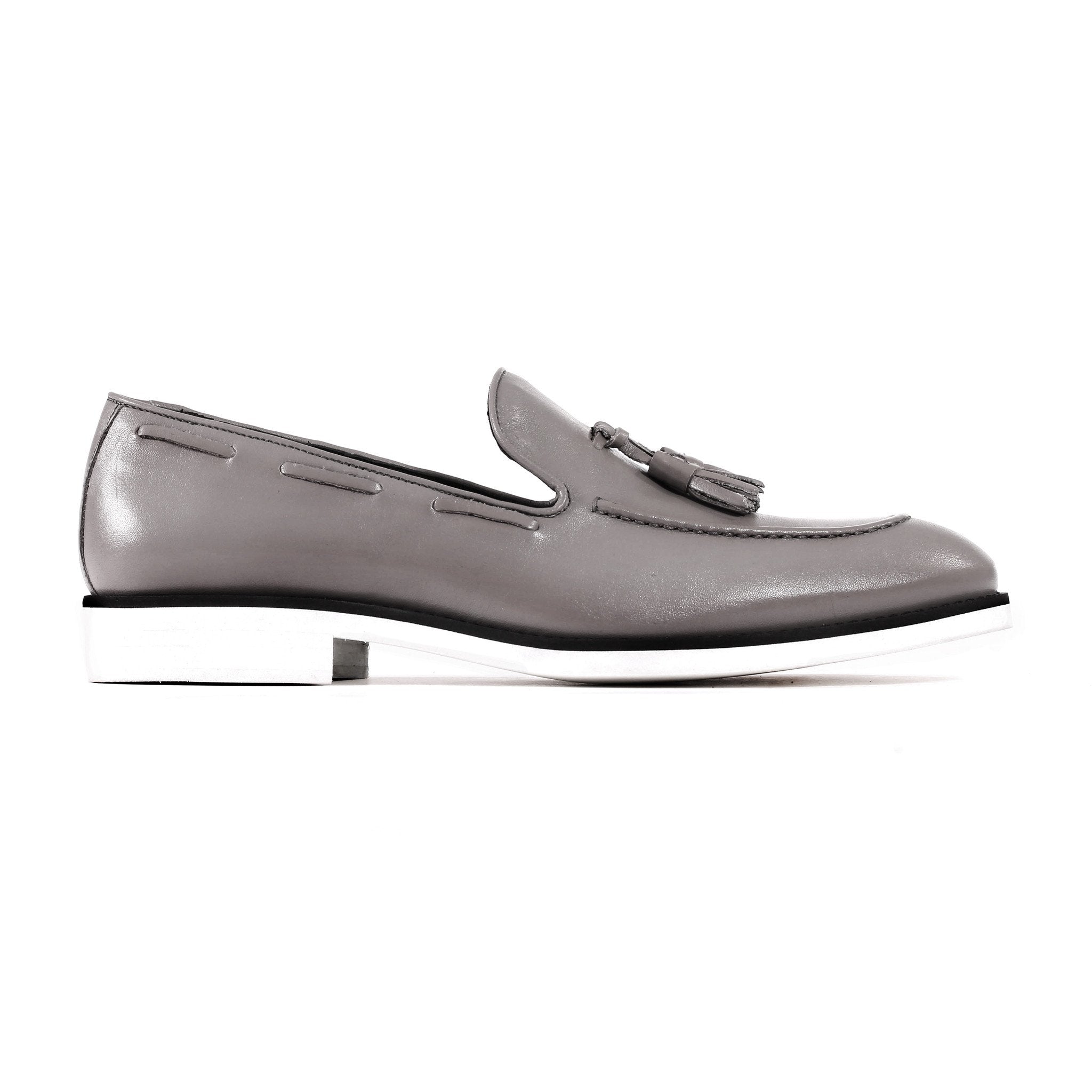2017 Men's Grey & White Tassel Loafer