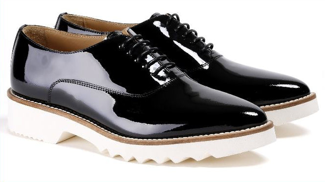 Women's Patent Black, 3 Piece Oxford Laceup. Made in Italy